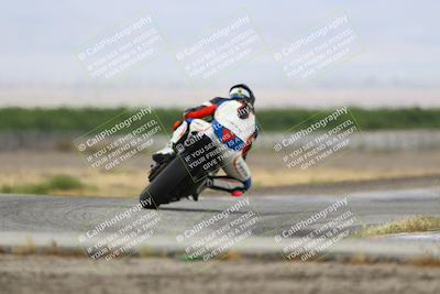media/May-03-2025-CRA (Sat) [[22b18d099a]]/Races/Race 2/
